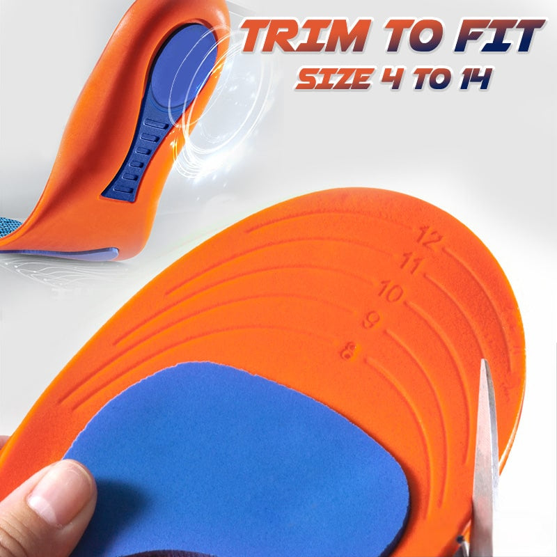 Délassement de chaussures de sport orthopédique de choc.